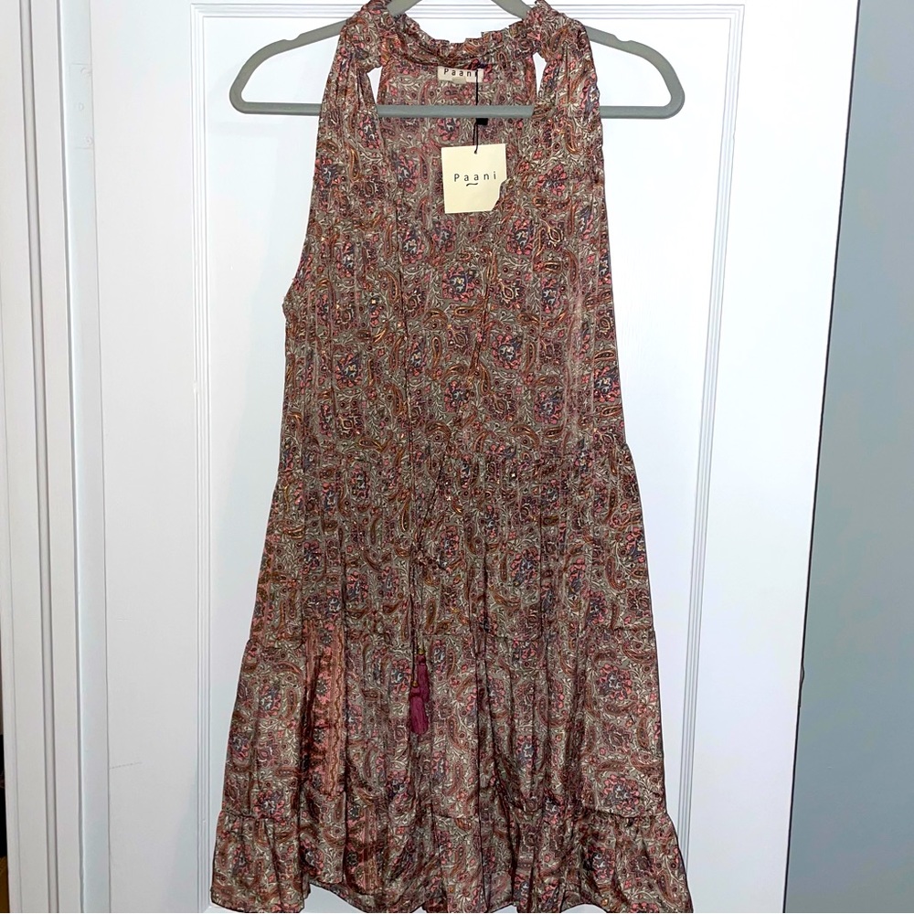 Tiered sleeveless dress with tie neck - size L